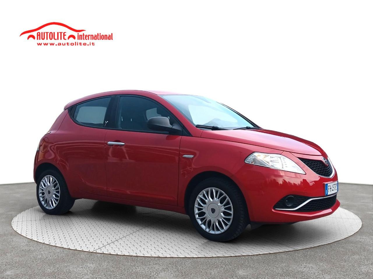 Lancia Ypsilon 5 Porte Ypsilon 1.2 Silver 69cv
