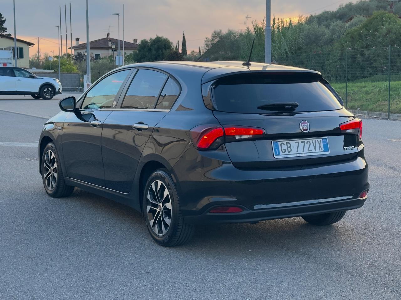 Fiat Tipo 1.6 Mjt S&S DCT 5 porte Sport