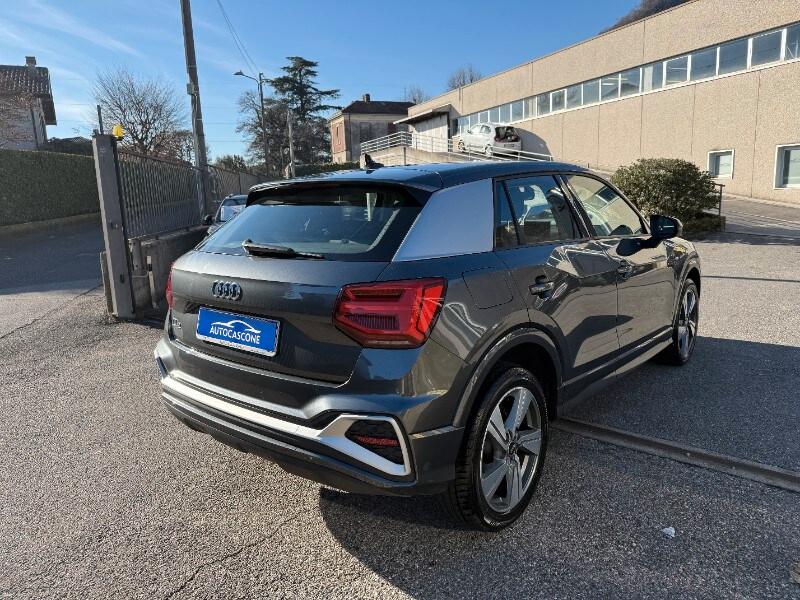 AUDI Q2 Q2 30 TDI Identity Black