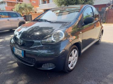Toyota Aygo 58.000KM ORIGINALI GARANZIA 12 MESI