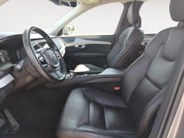 VOLVO XC90 B5 (d) AWD Geartronic 7 posti Momentum