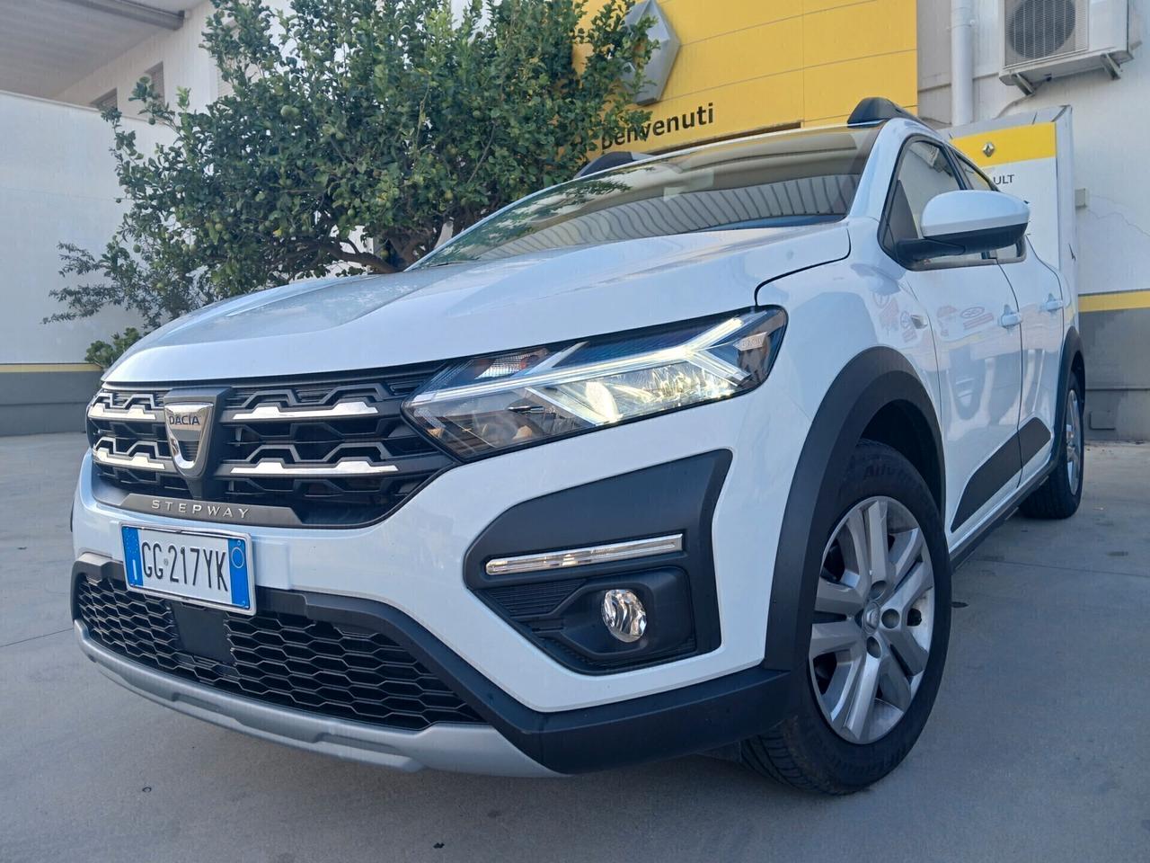 DACIA SanderoStepway 1.0 TCe 90cv CambioAutomatico