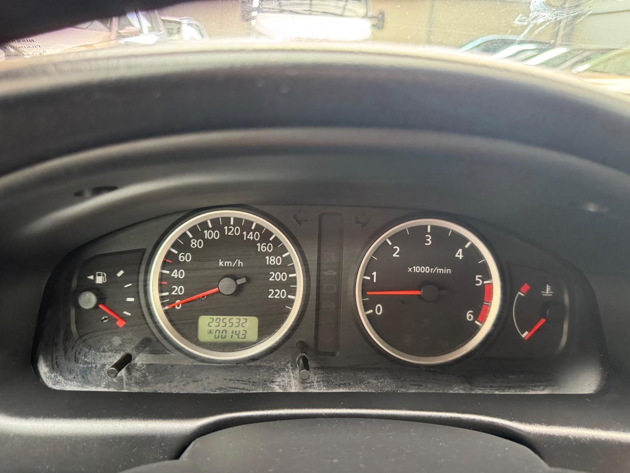 Nissan Almera Tino 2.2 dCi cat 5 porte Tekna