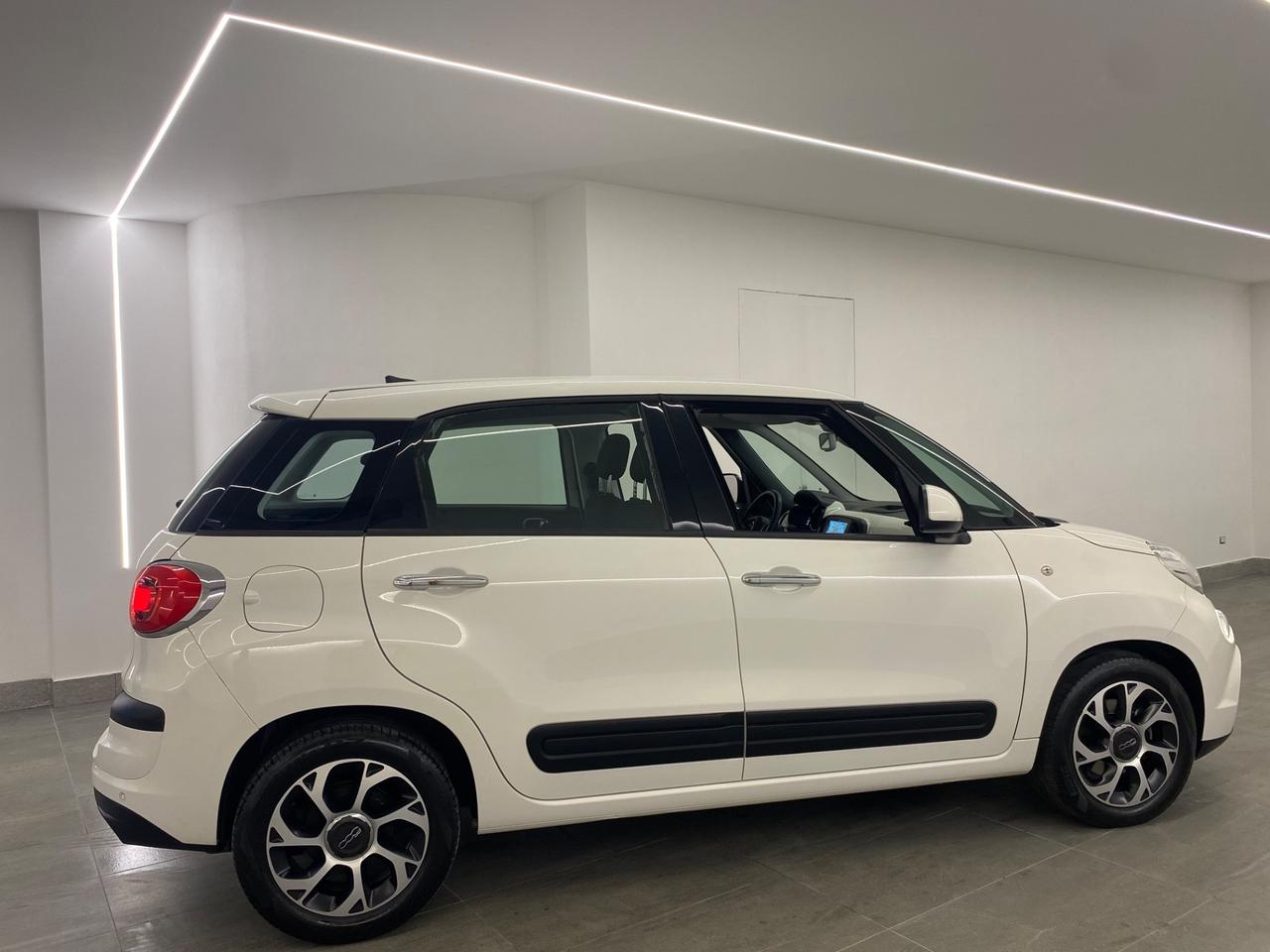 Fiat 500L Wagon 1.3 Multijet 95 CV Dualogic Business