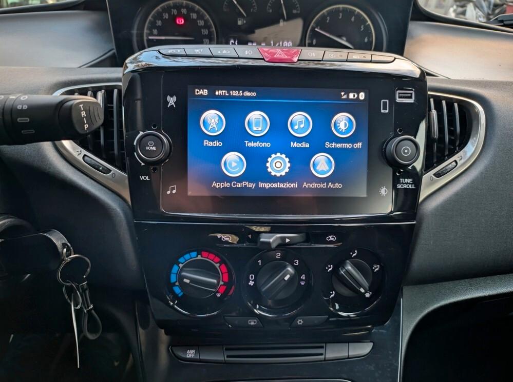 Lancia Ypsilon 1.0 Hybrid UNIPRO' SENZA VINCOLI DI FINANZIAMENTO