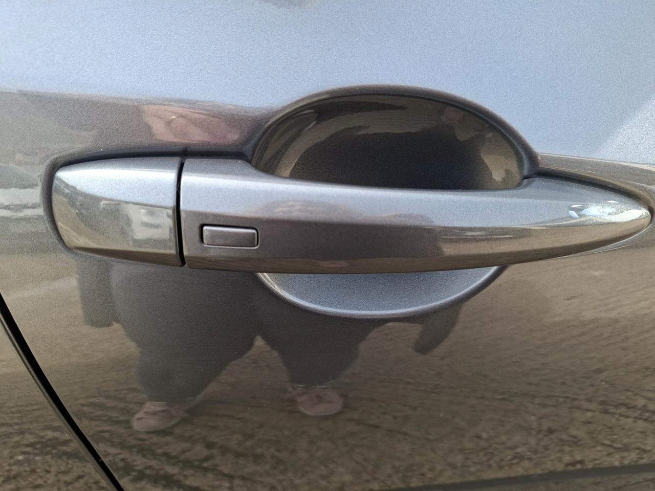 Nissan Juke 1.0 DIG-T 114 CV DCT N-Connecta