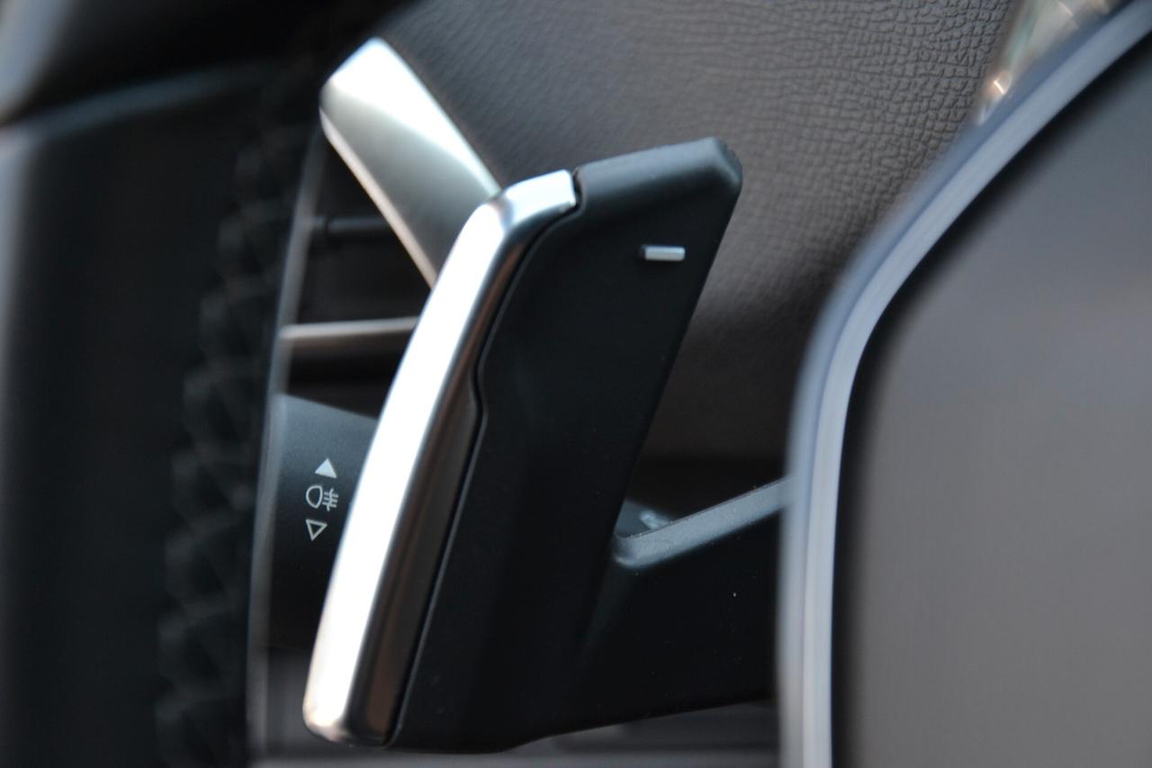 Peugeot 3008 1.5 BLUEHDI 130CV EAT8 ALLURE PREZZO REALE SENZA VINCOLI! UNIPRO' FATTURABILE GARANZIA 12 MESI