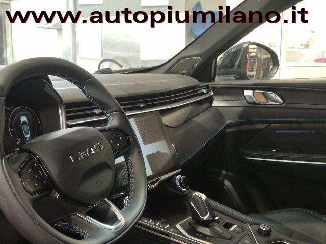 LYNK & CO 01 PHEV