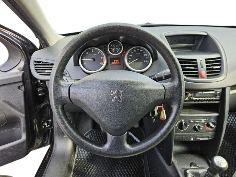 Peugeot 207 1.4 HDi 70CV 3p. ONE Line