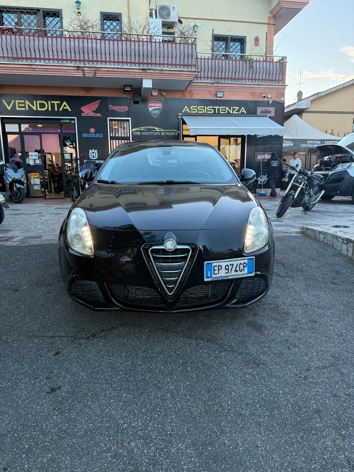 Alfa Romeo Giulietta 1.6 JTDm-2 105 CV Exclusive garanzia permute finanziamenti
