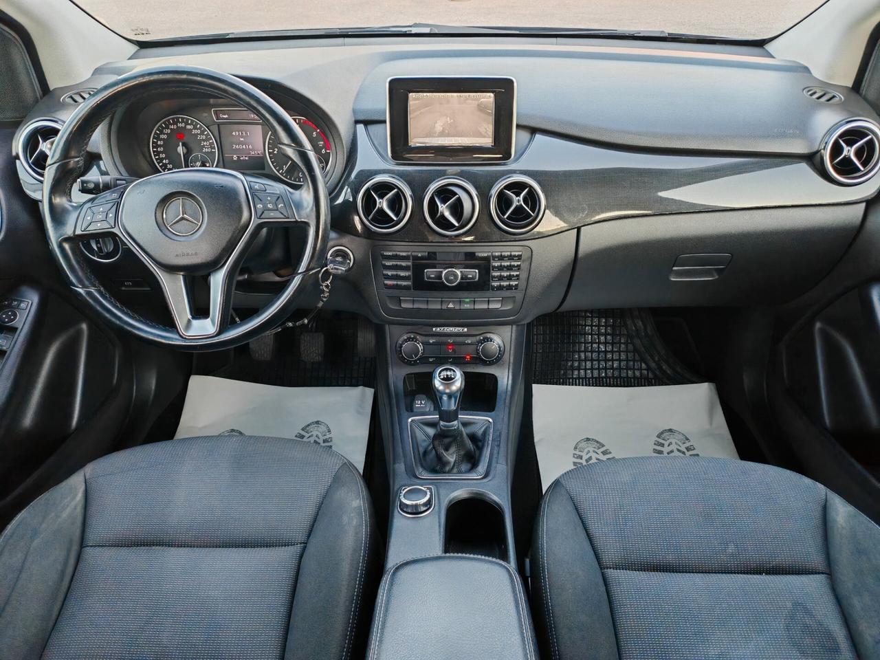 Mercedes benz classe B 180cdi fulll 2013