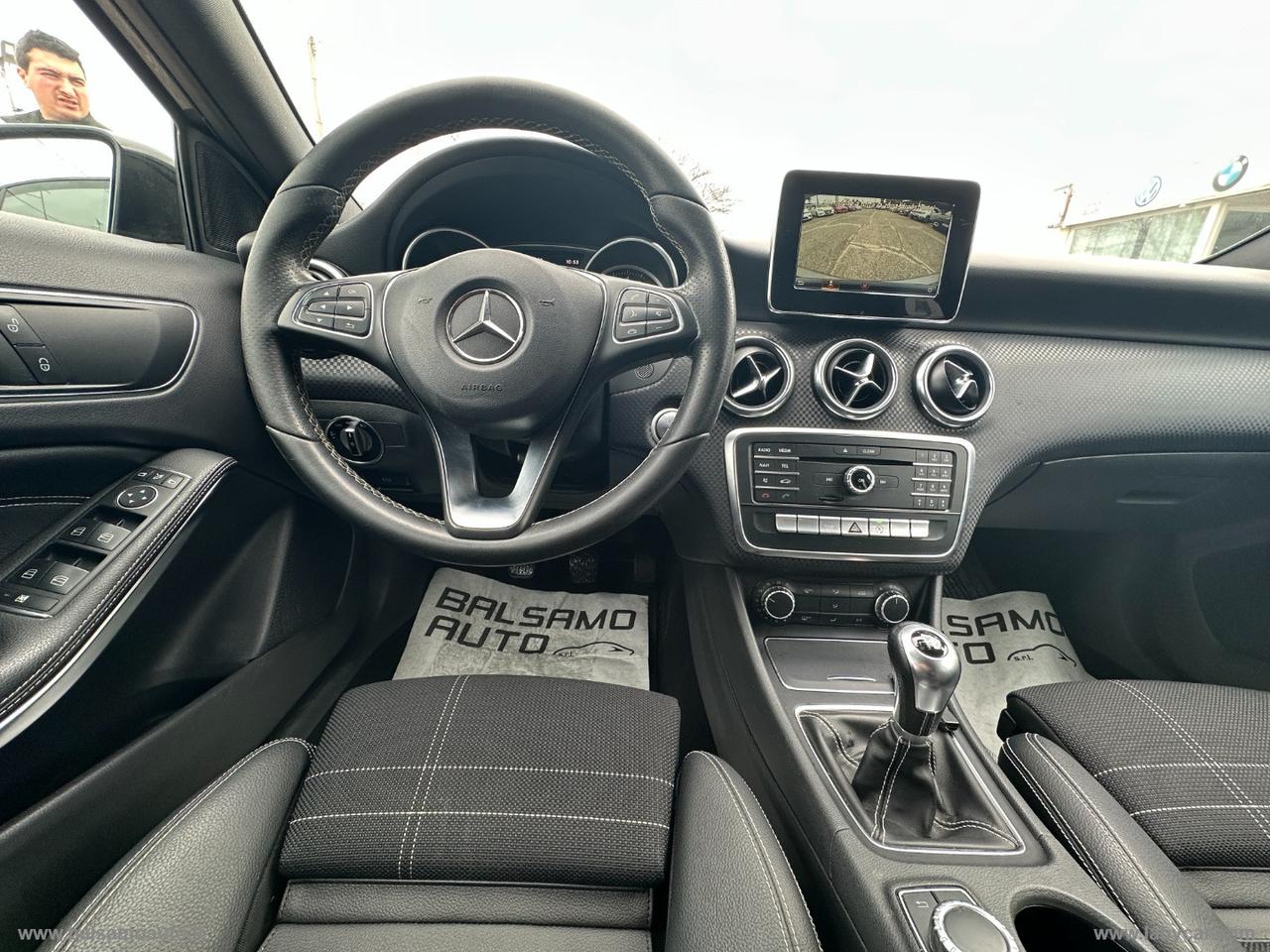 MERCEDES-BENZ A 180 CDI Premium