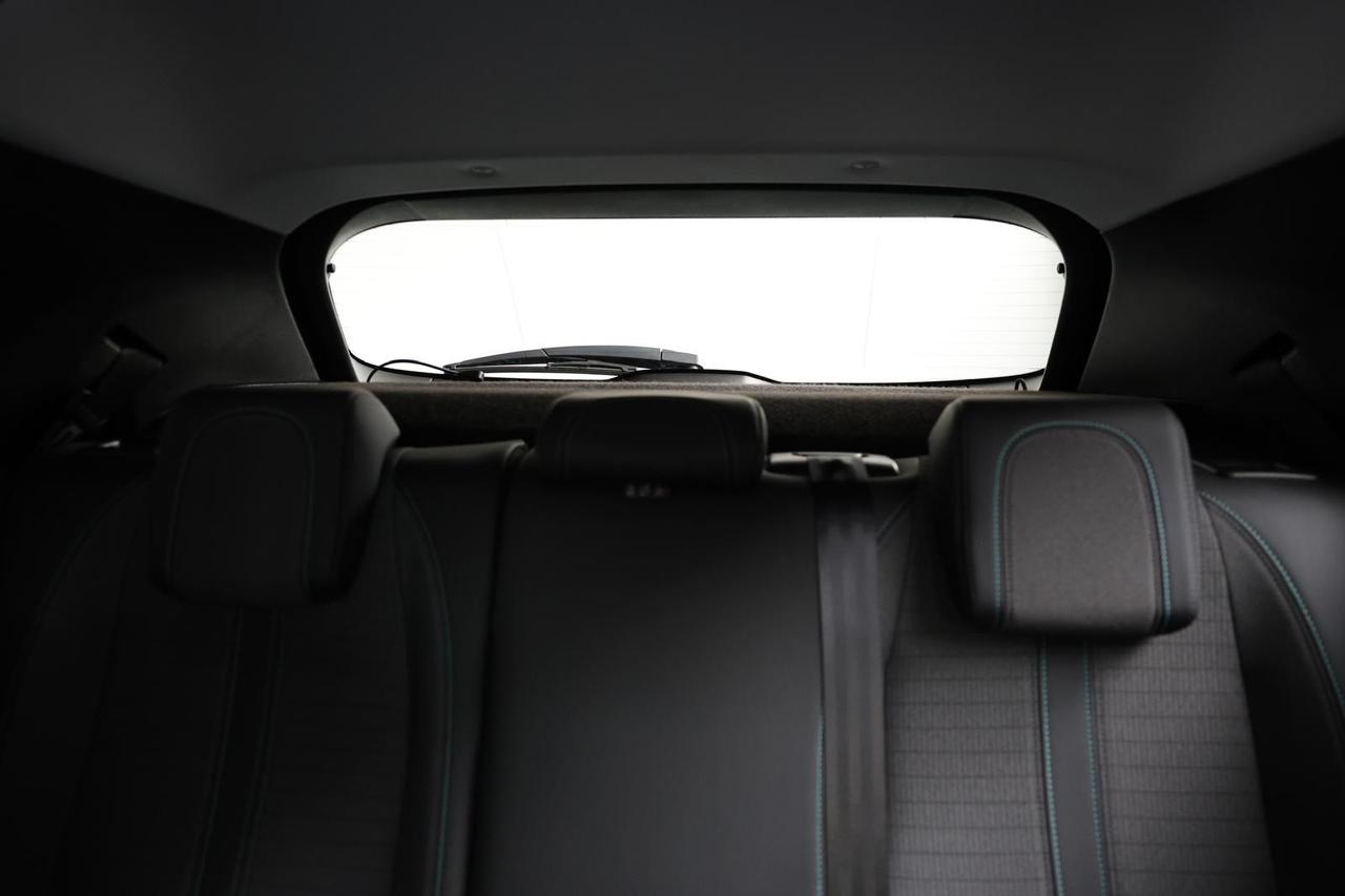 Peugeot 2008 BlueHDi 130 S&S EAT8 Allure Pack