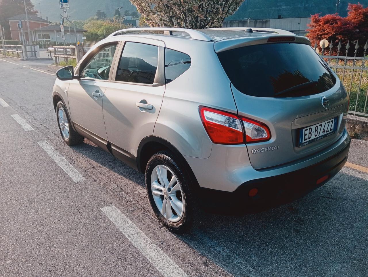 Nissan Qashqai 2.0 dCi DPF 4WD n-tec