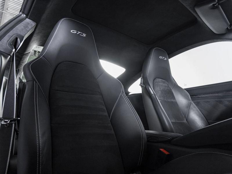 Porsche 911 991 Carrera 4 GTS Coupé 3.8 PDK