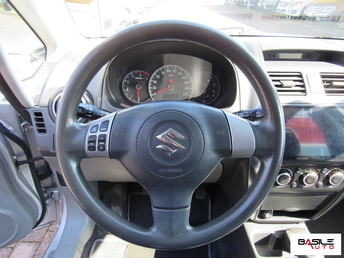 SUZUKI - SX4 - DDiS 16V Urban Line GANCIO TRAINO