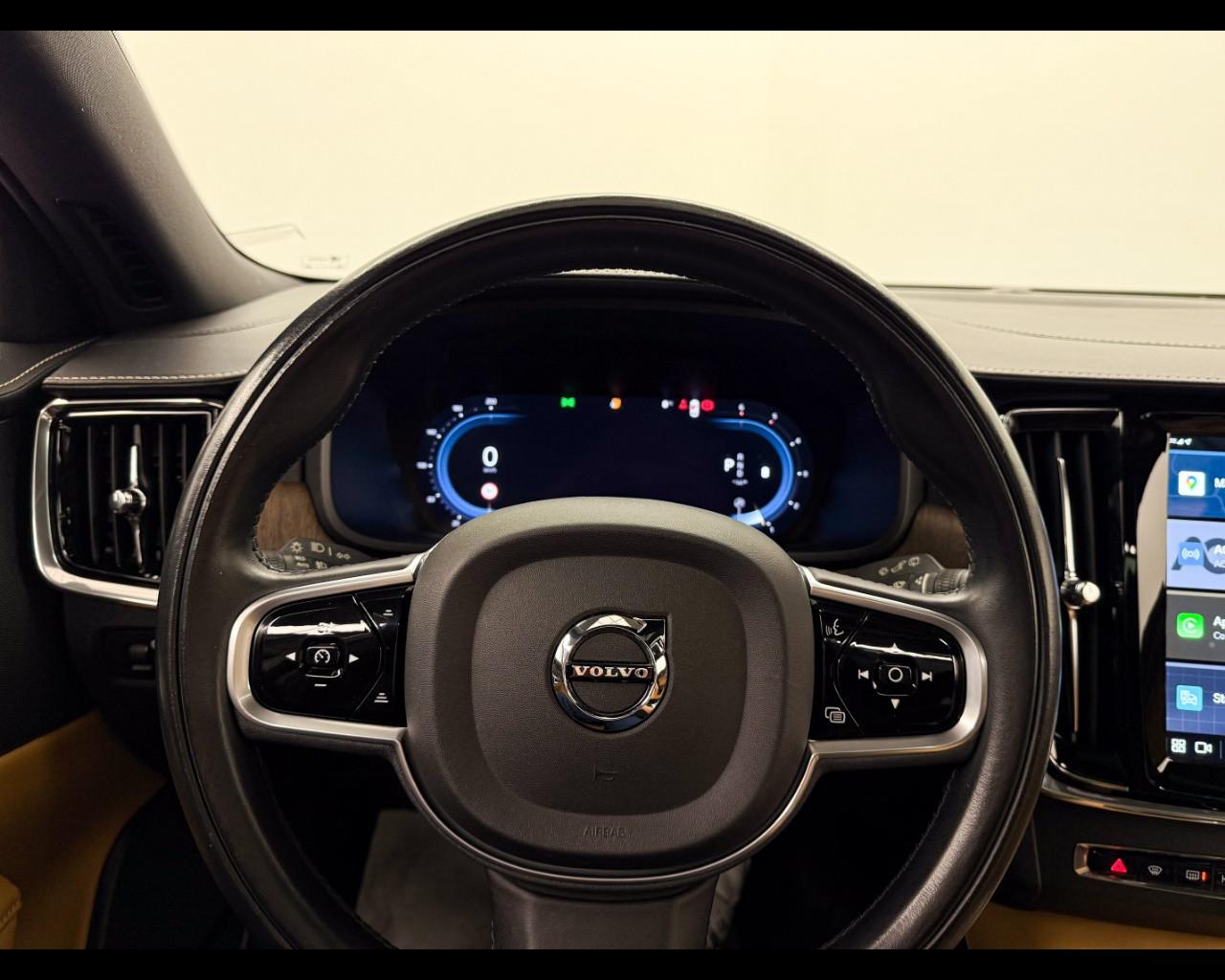 VOLVO V90 Cross Country B4 (d) AWD Geatronic Business Pro Line