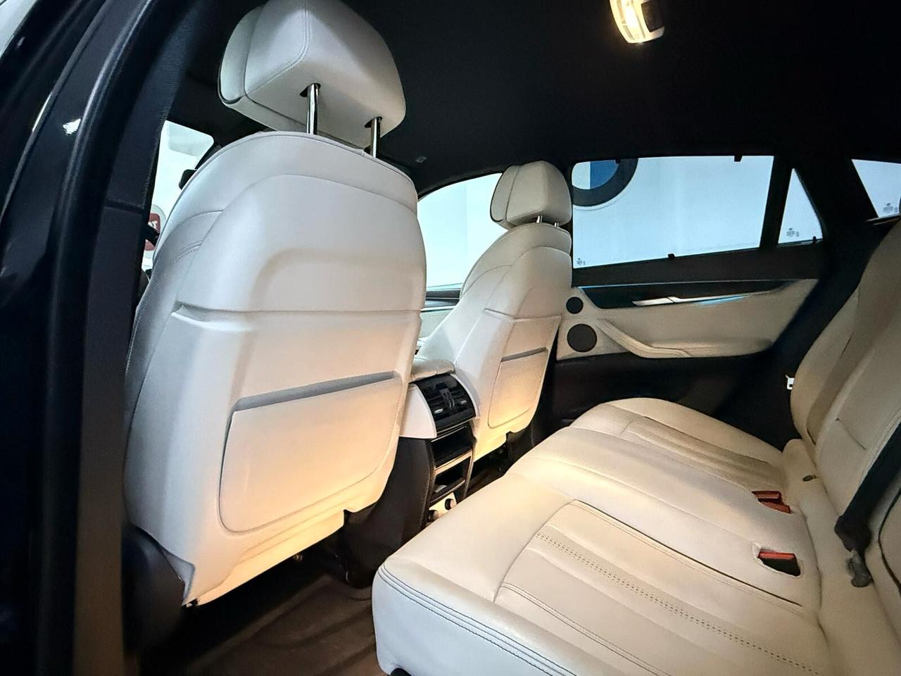 BMW X6 M-SPORT,FULL OPTIONAL,CAMERA 360,OTTIME CONDIZIONI