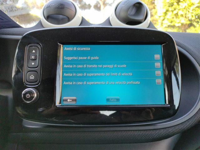 SMART ForTwo 70 1.0 TETTO PANOR.,Android,CRUISE,CERCHI,CLIMA ..