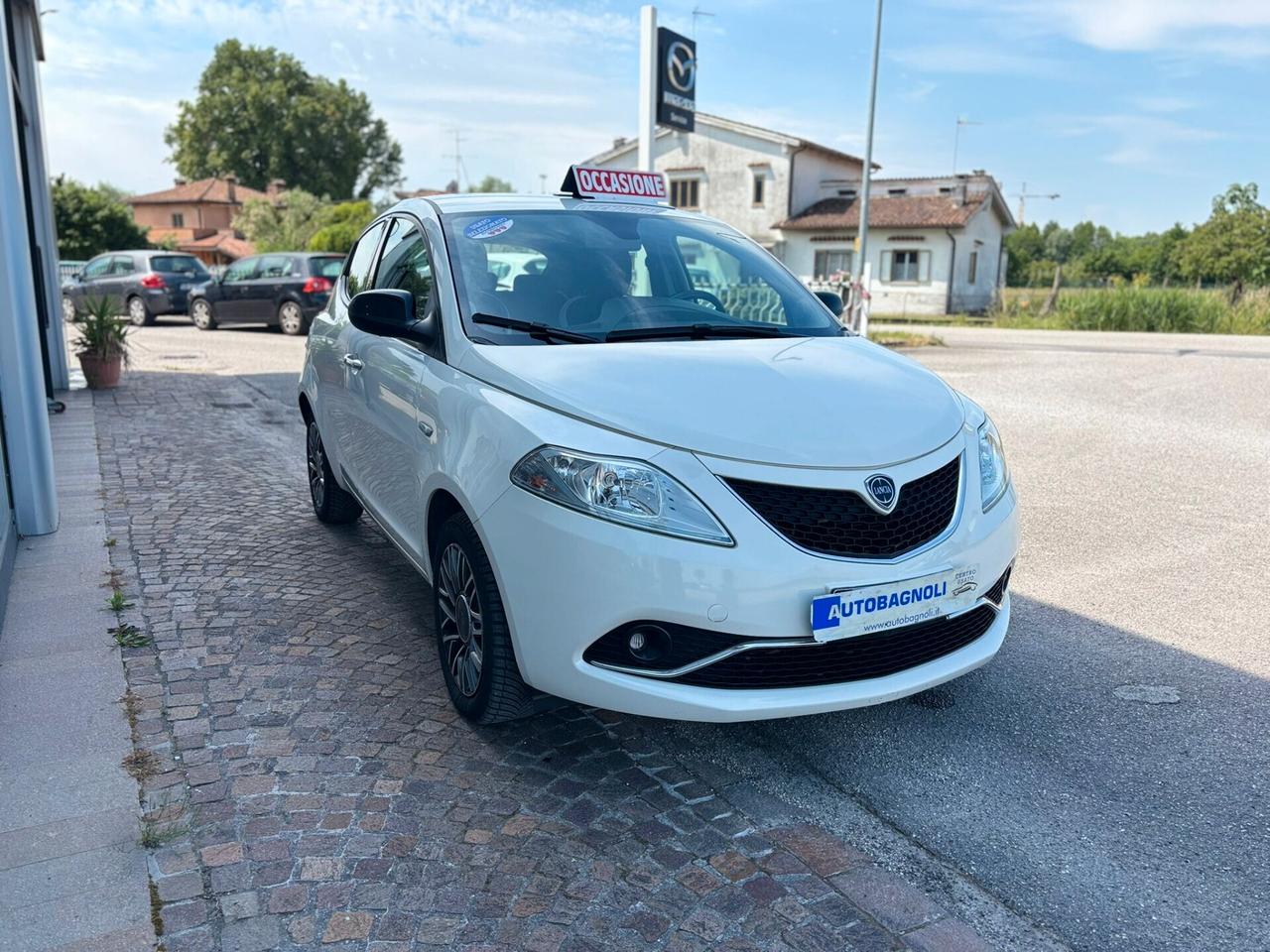Lancia Ypsilon PLATINUM 0.9 TwinAir 85 CV DFN 5p.