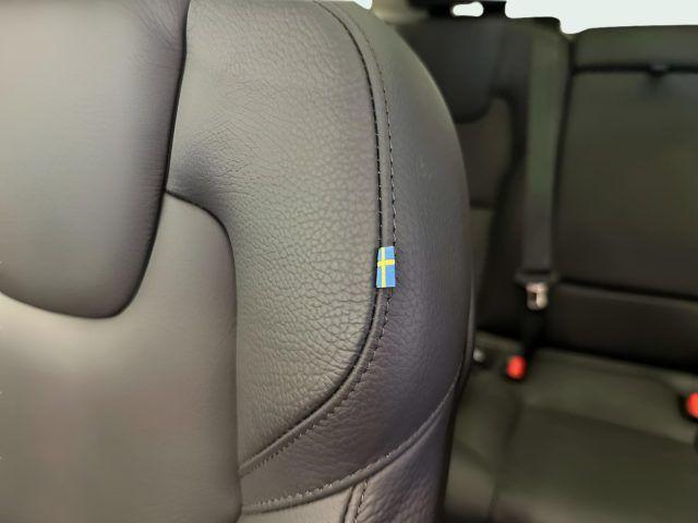 VOLVO XC60 B4 (d) aut Plus Dark N1 Tetto Panoramico Ap.