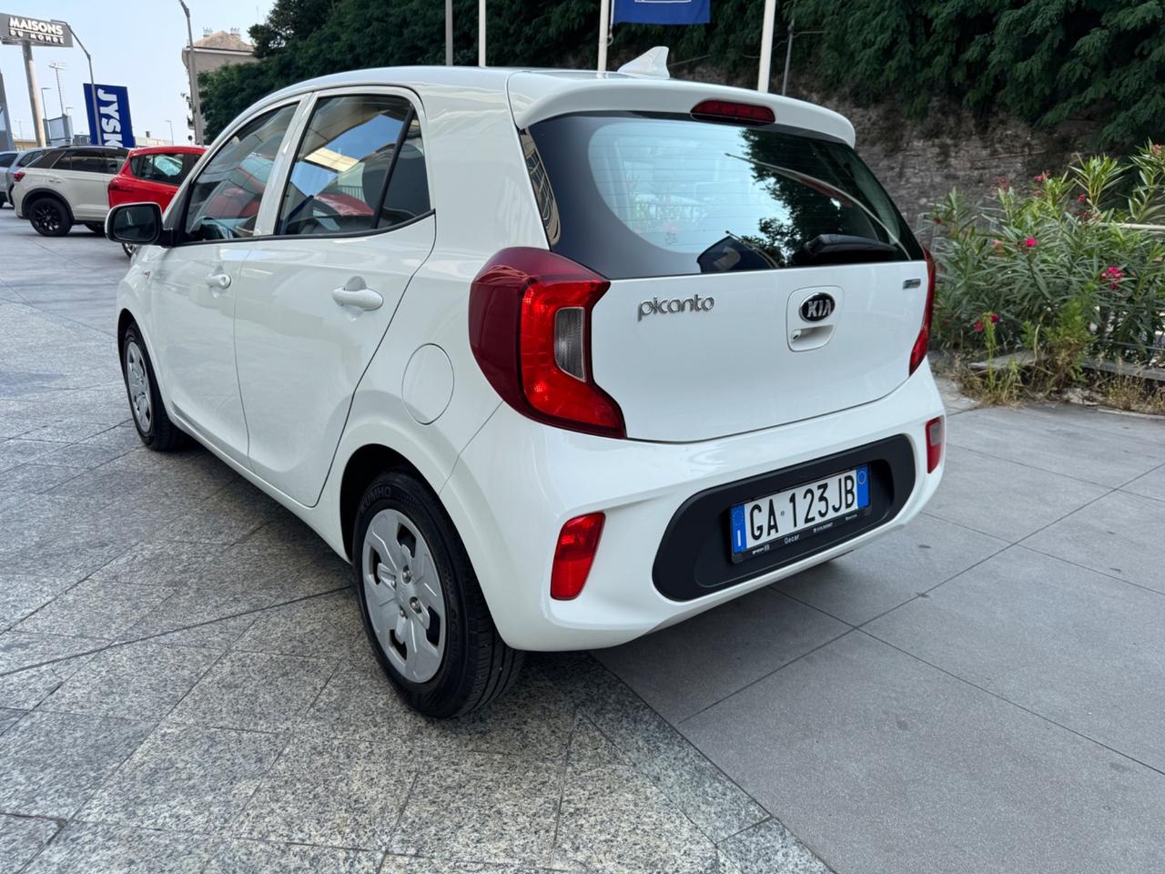 KIA PICANTO 1.0 NEOPATENTATI