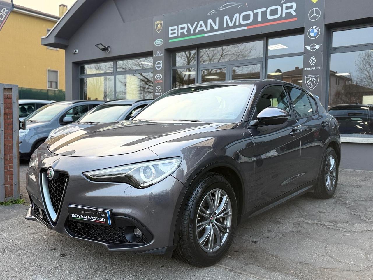 Alfa Romeo Stelvio 2.2 Turbodiesel 160 CV AT8 RWD Super Business
