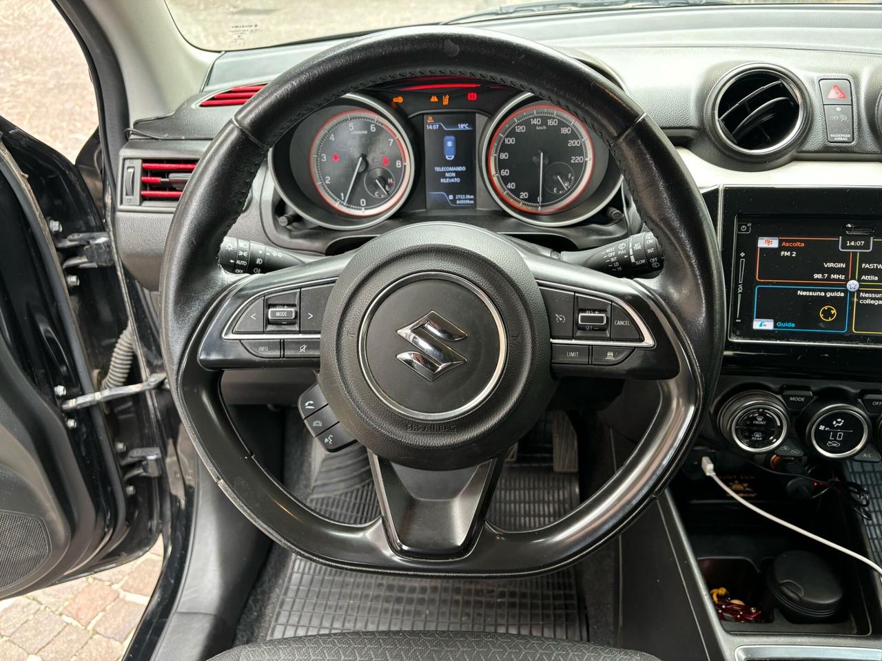 Suzuki Swift 1.0 Boosterjet Hybrid S