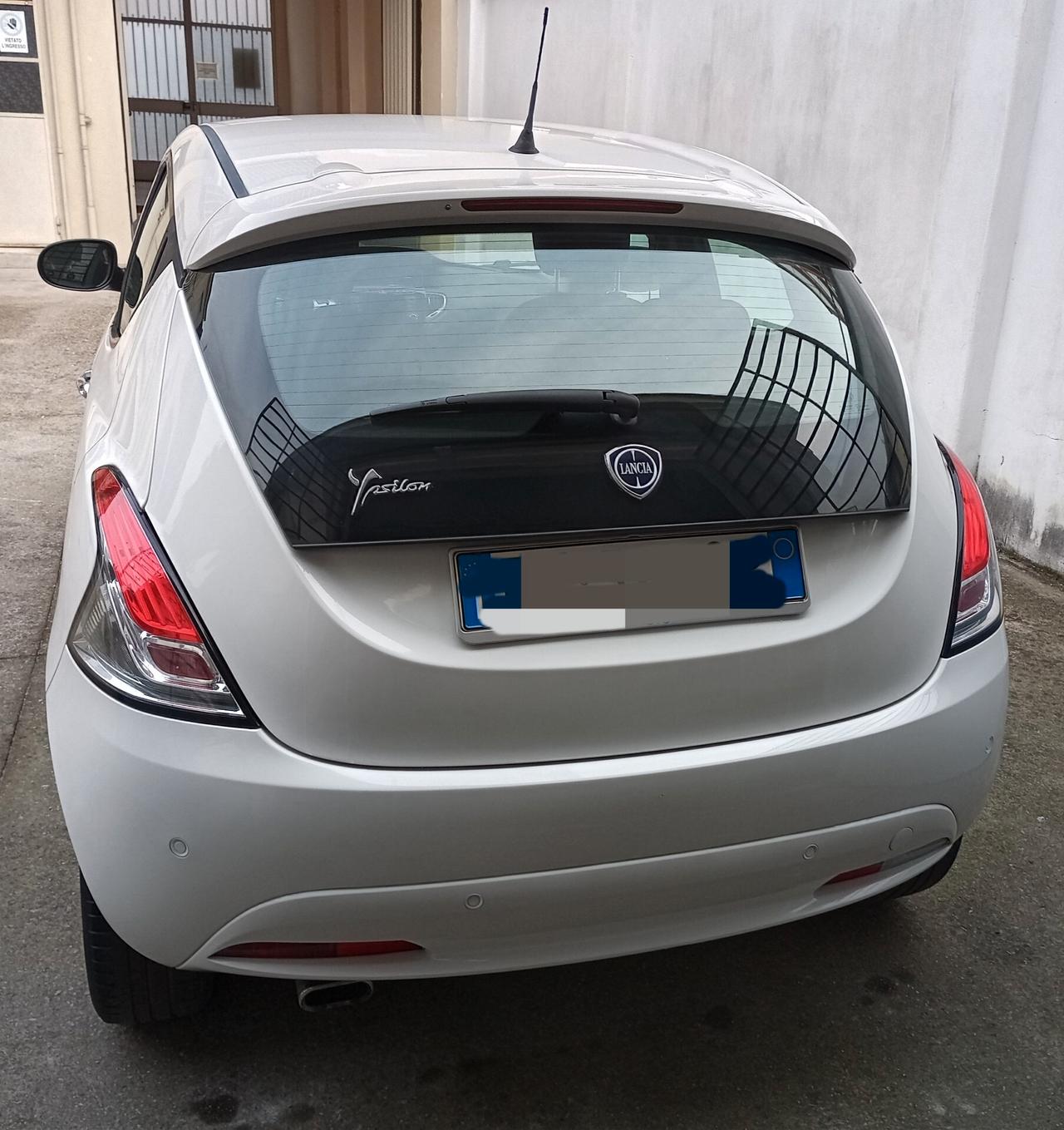 Lancia Ypsilon 1.2 69 CV 5 porte S&S Gold PREZZO REALE