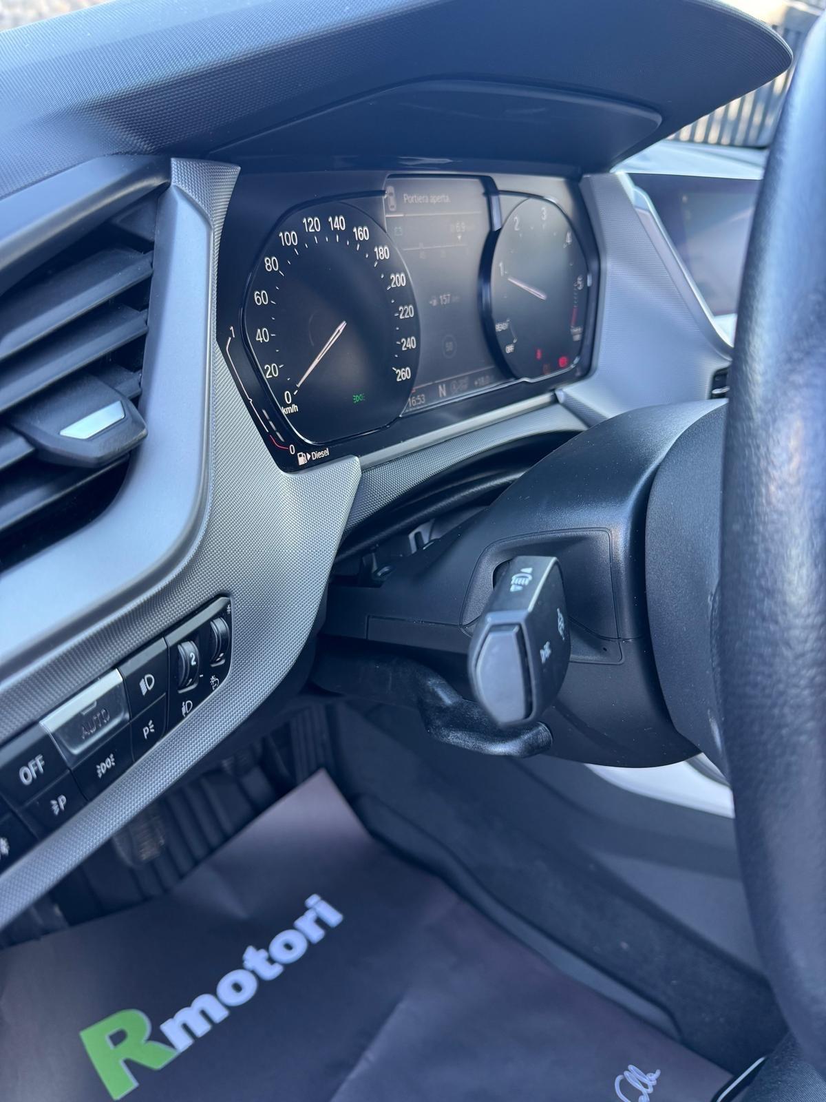 Bmw 116 116d 5p. Advantage