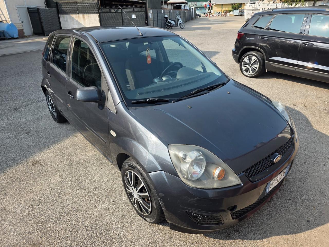 Ford Fiesta 1.4 TDCi 5p. Neopatentati