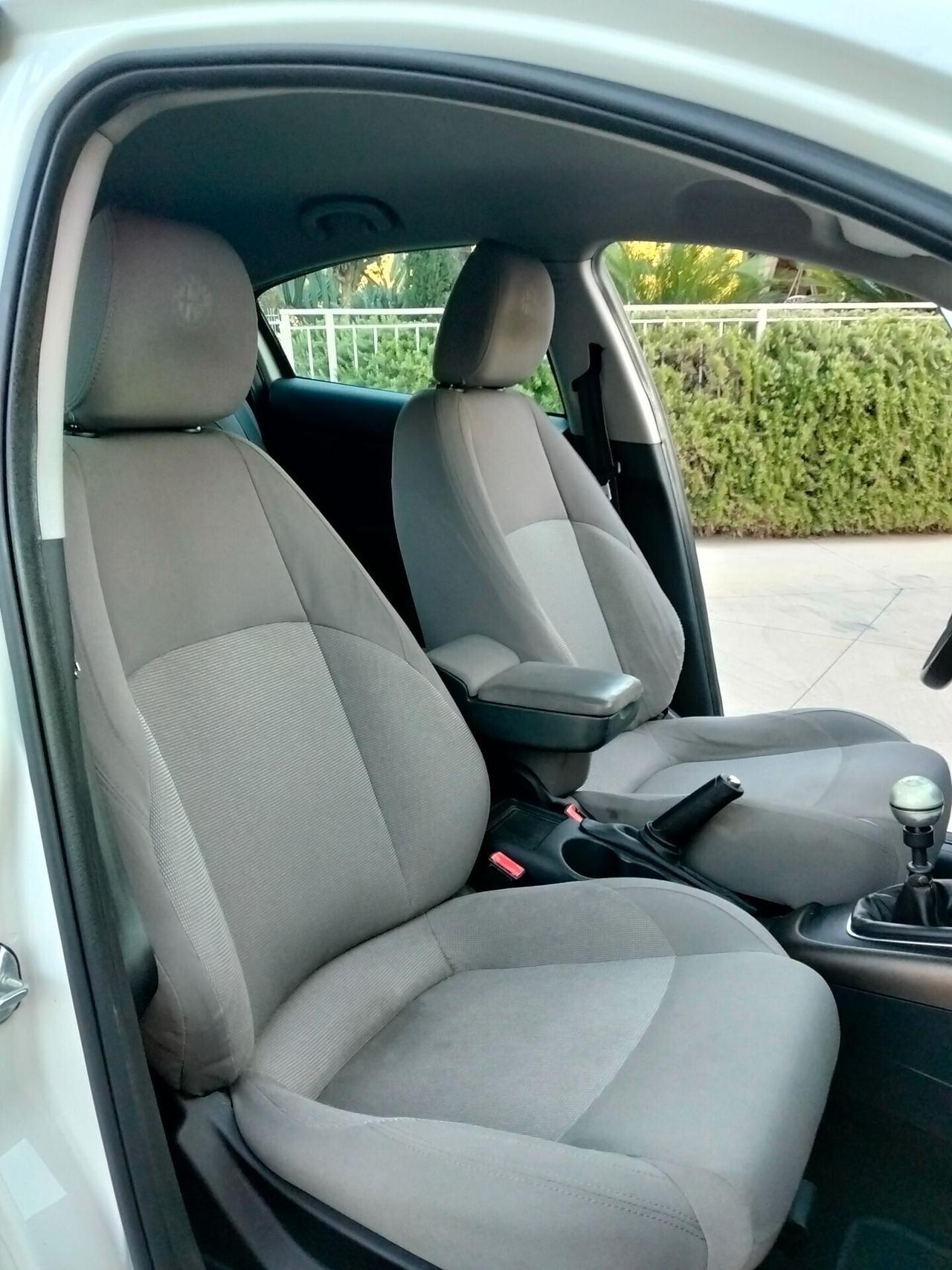 Alfa Romeo Giulietta 1.6 JTDm-2 105 CV Distinctive