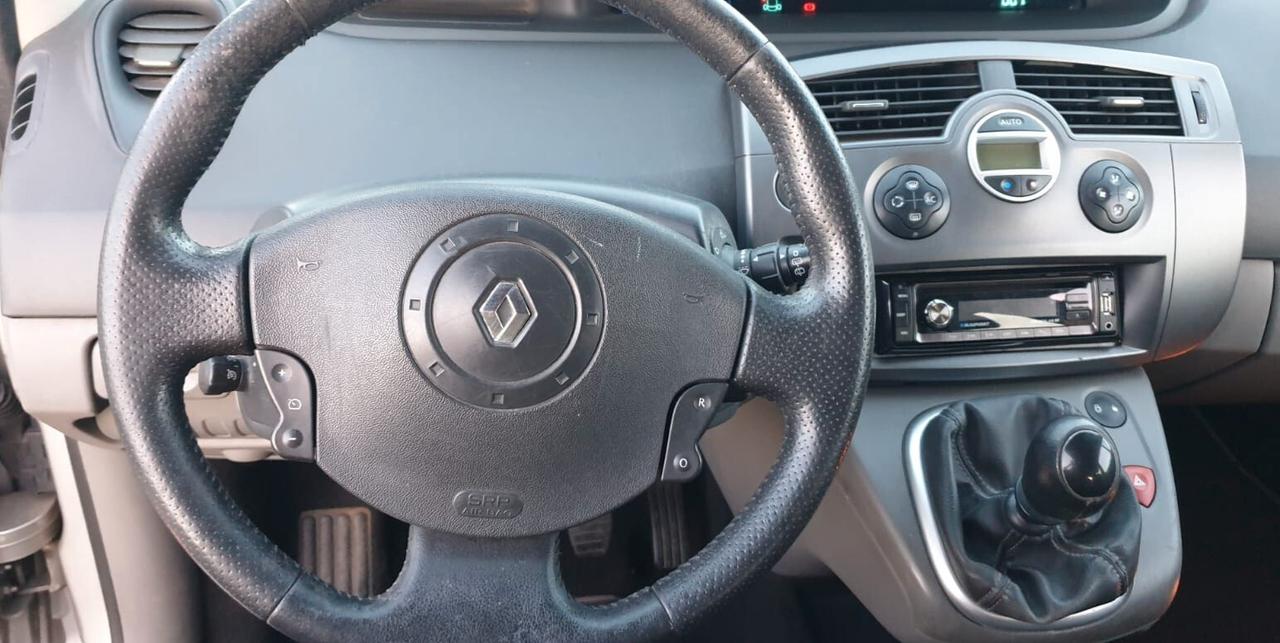 Renault Grand Scenic 1.9 dCi/130CV 7 POSTI