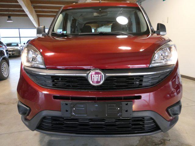 FIAT Doblo Doblò 1.4 T-Jet 16V Lounge 7P: