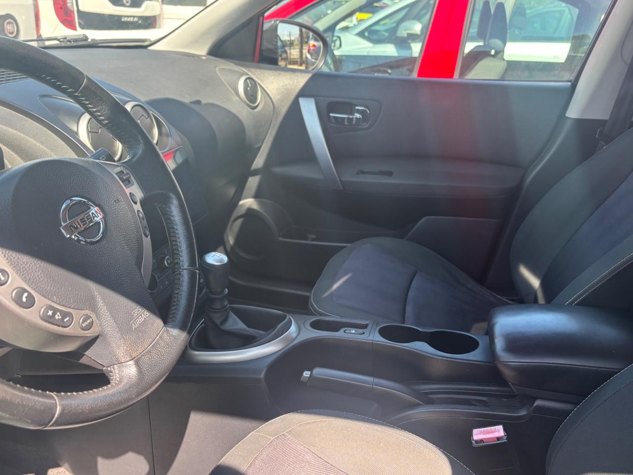 Nissan Qashqai 1.6 dCi DPF Tekna