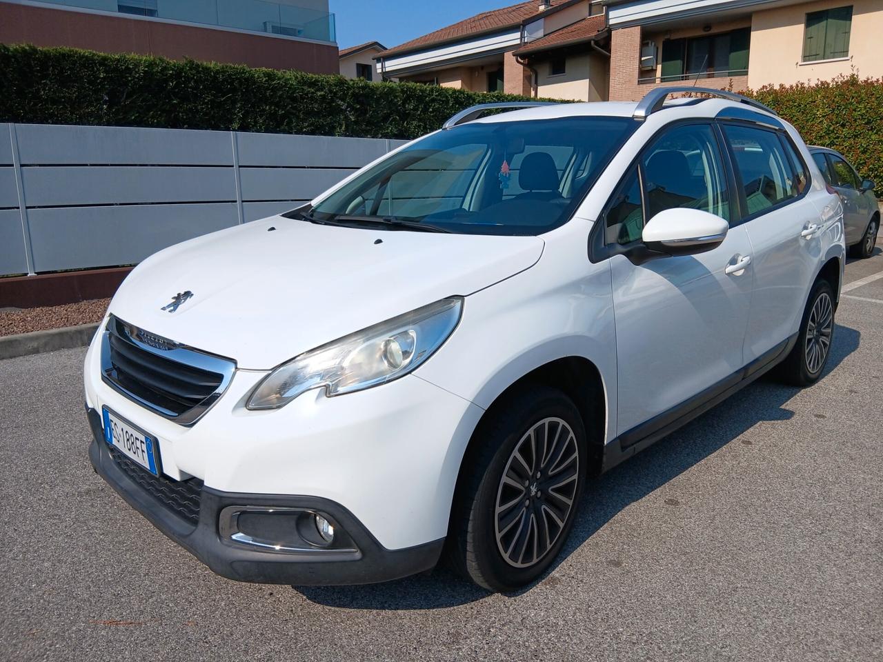 Peugeot 2008 1.4 HDi 68CV Access ok per neo patentati FINANZIABILE