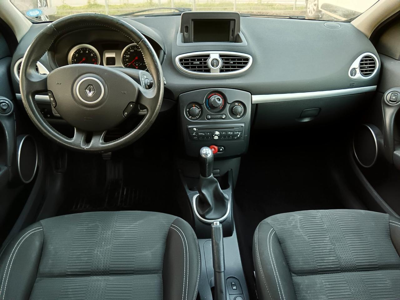 Renault Clio 1.2 16V 5 porte Dynamique