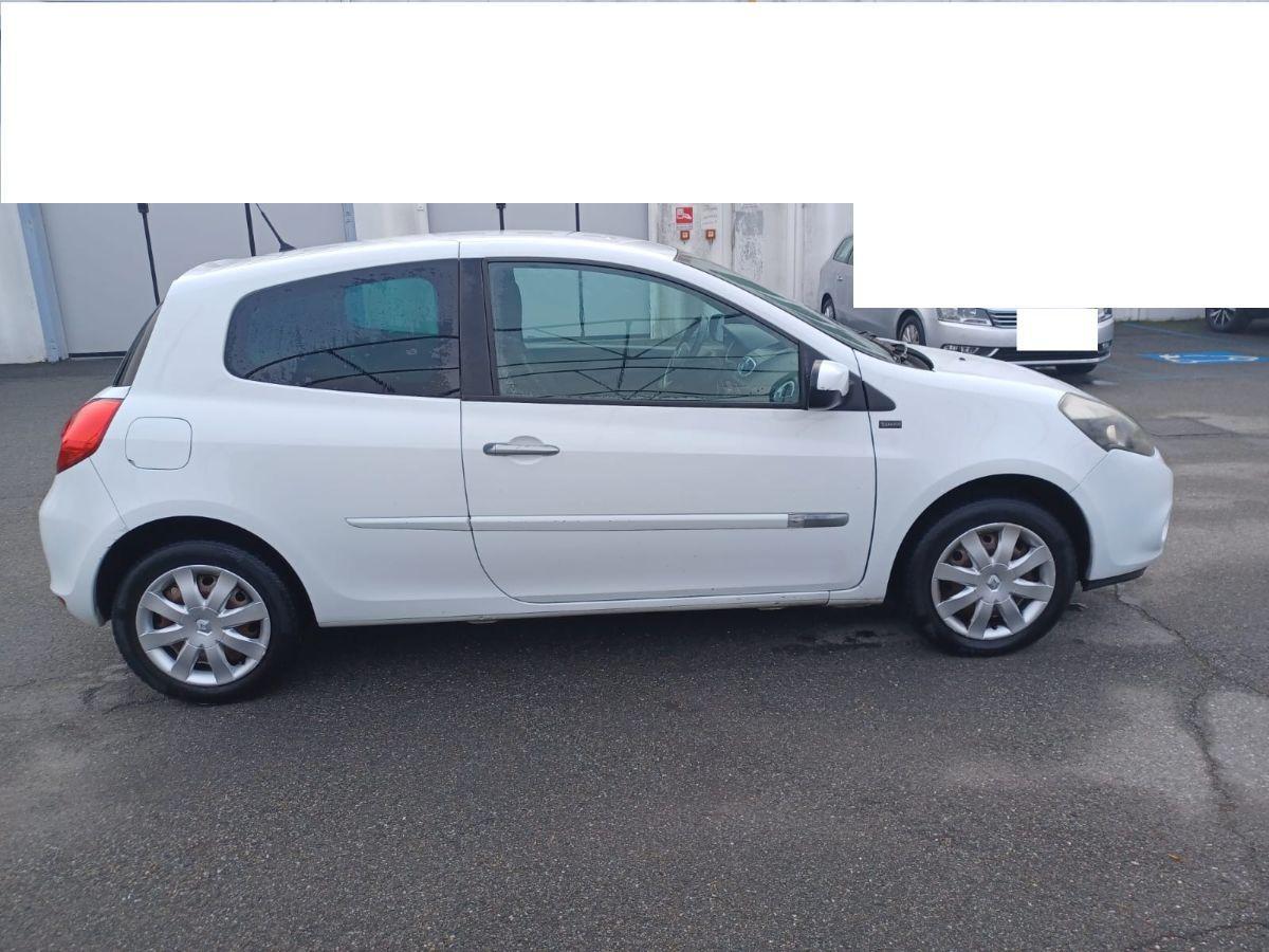 RENAULT - Clio - 1.5 dCi 75 CV 3p. Yahoo!