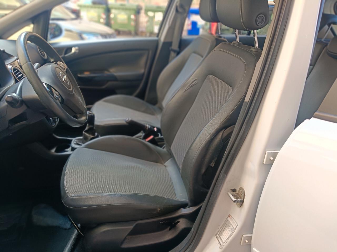 OPEL CORSA 1.2 5 PORTE-NEOPATENTATI-Euro4390