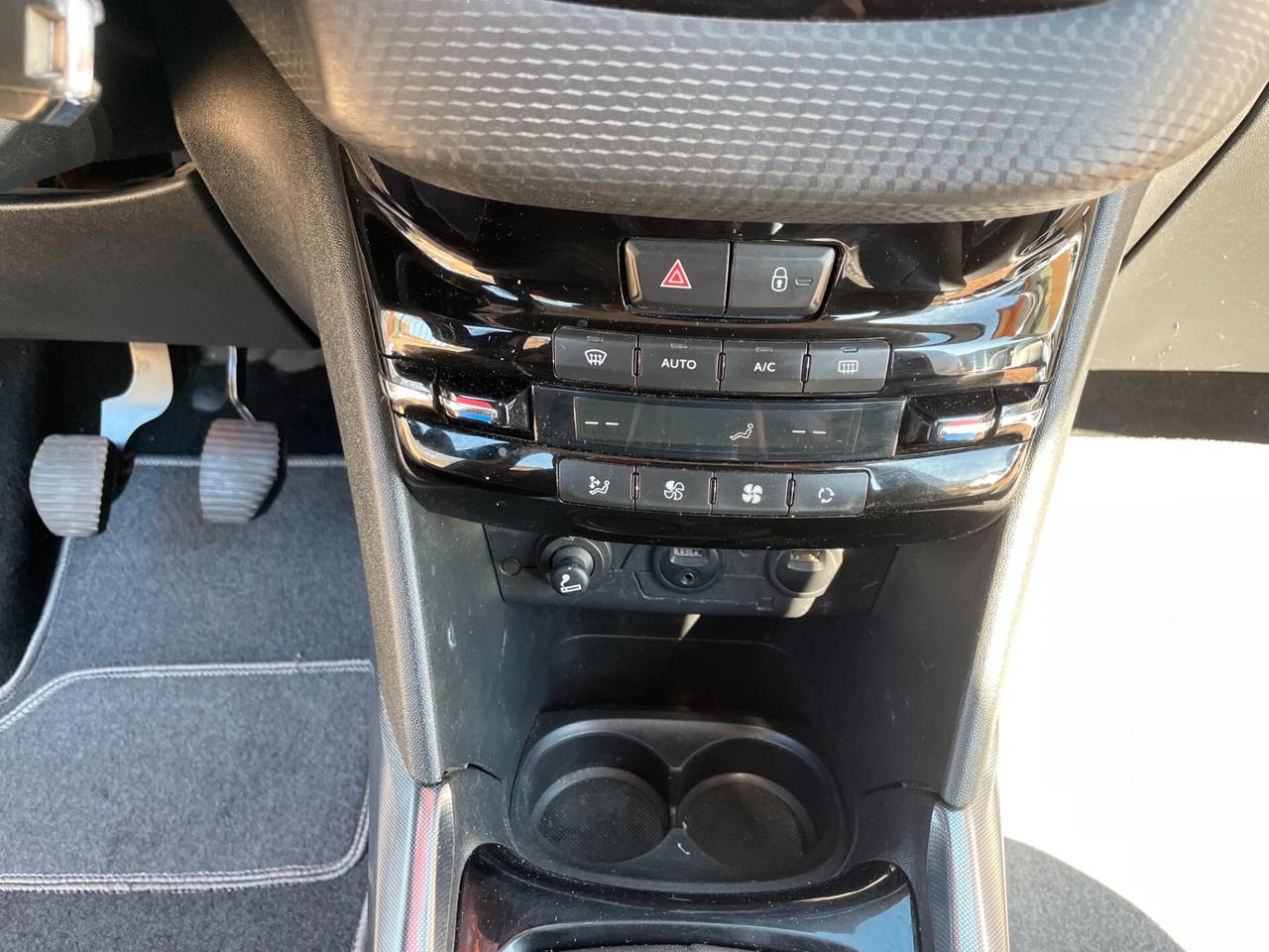 Peugeot 2008 1.6 e-HDi 115 CV Stop&Start Allure