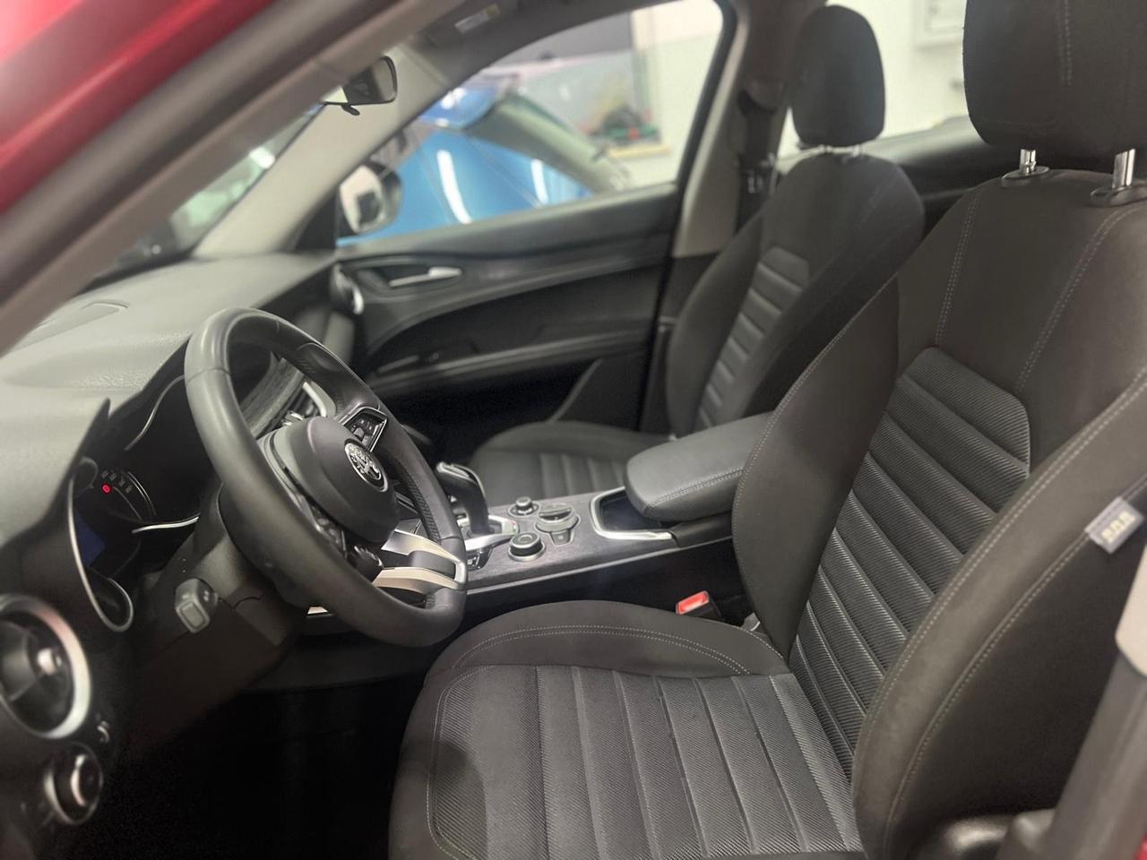 Alfa Romeo Stelvio 2.2 Turbodiesel 190 CV AT8 RWD Business