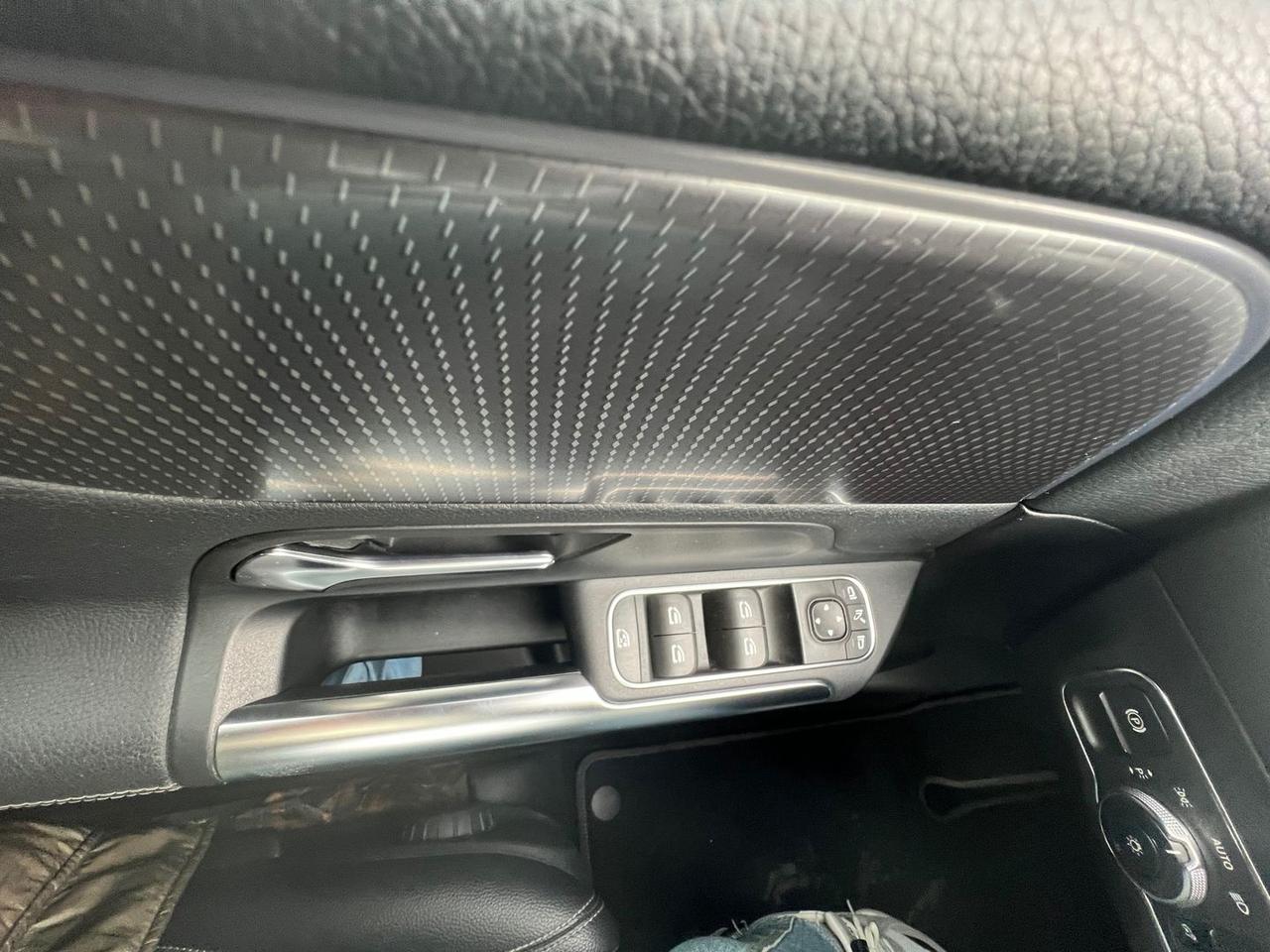 Mercedes-Benz B 180 Sport Plus B 180 D #7534