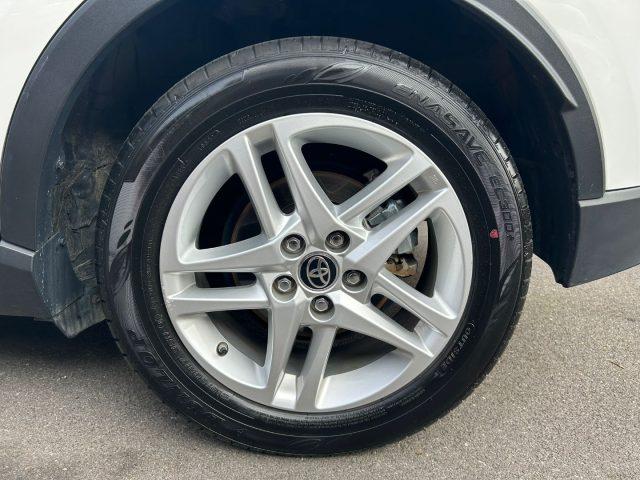 TOYOTA C-HR 1.8 Hybrid E-CVT Active