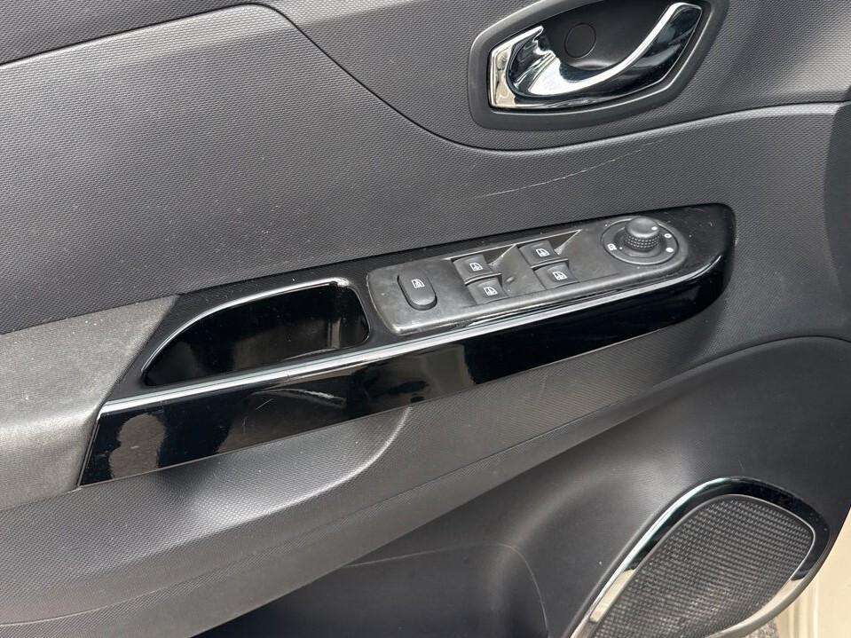 *IN ARRIVO* Renault Captur 1.5 dCi 90cv EDC Energy R-Link 2013