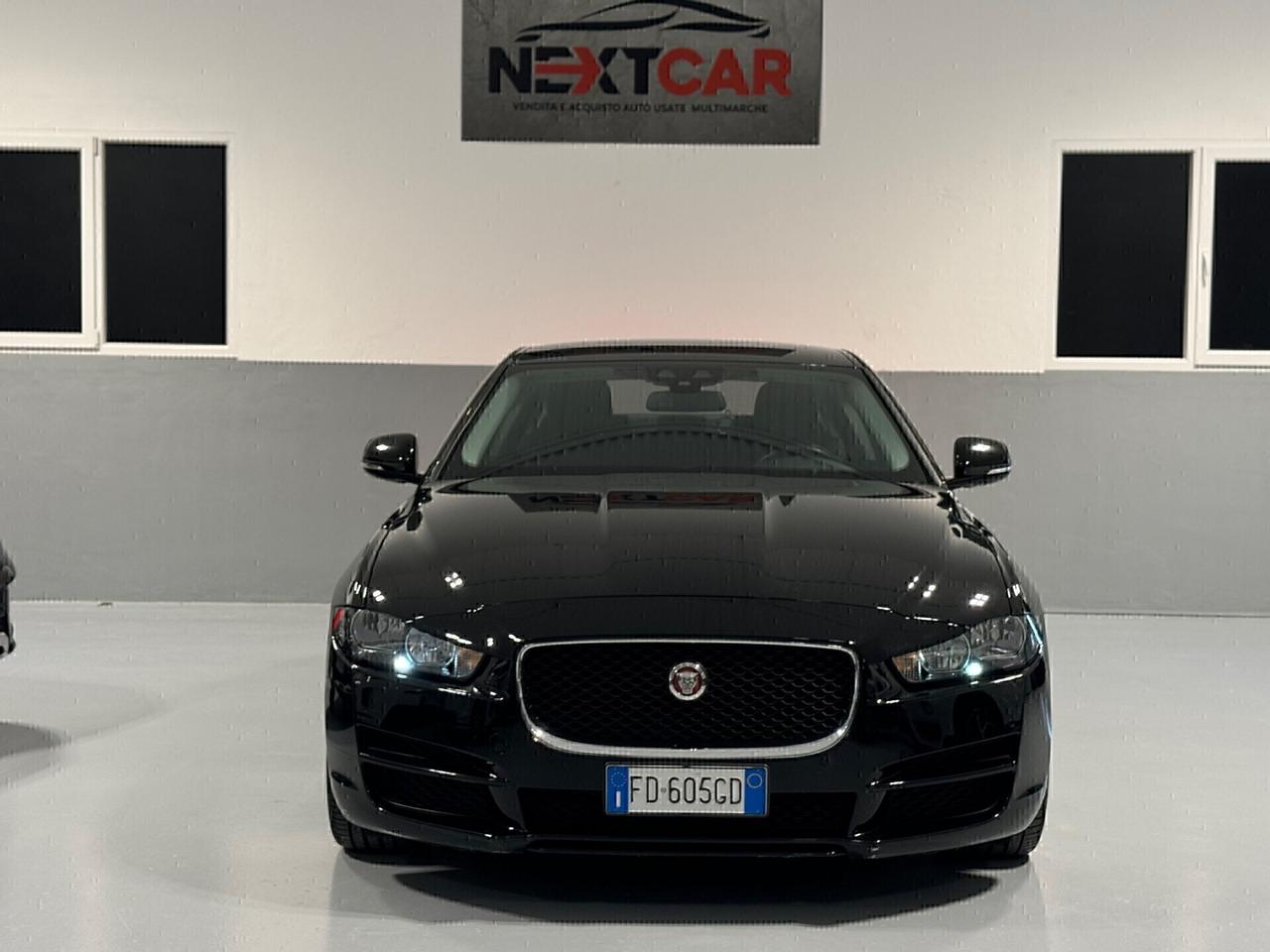 Jaguar XE 2.0 D 180 Cv Berlina, Manuale !