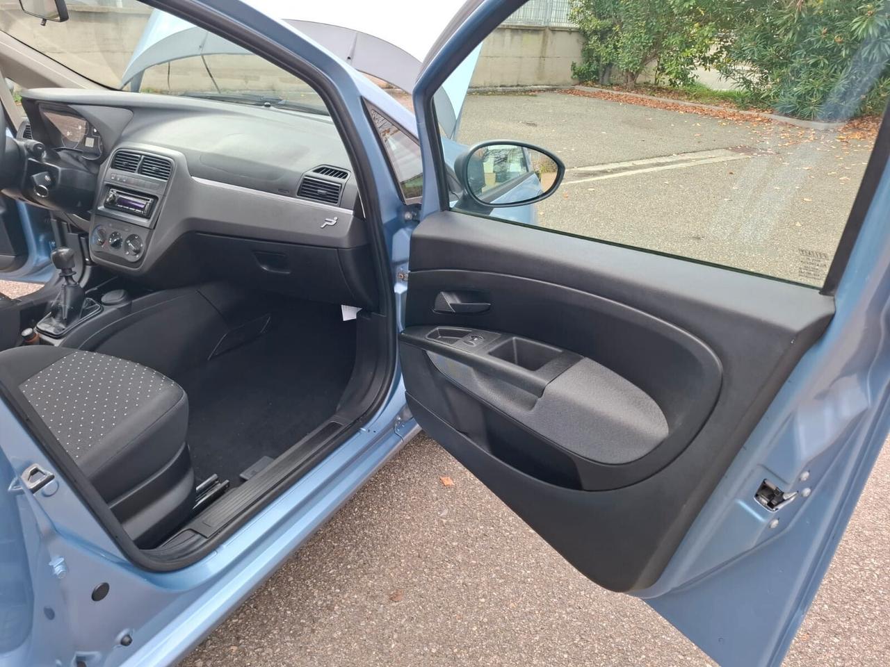 Fiat Grande Punto 1.2 5 porte SOLAMENTE 129.000 KM