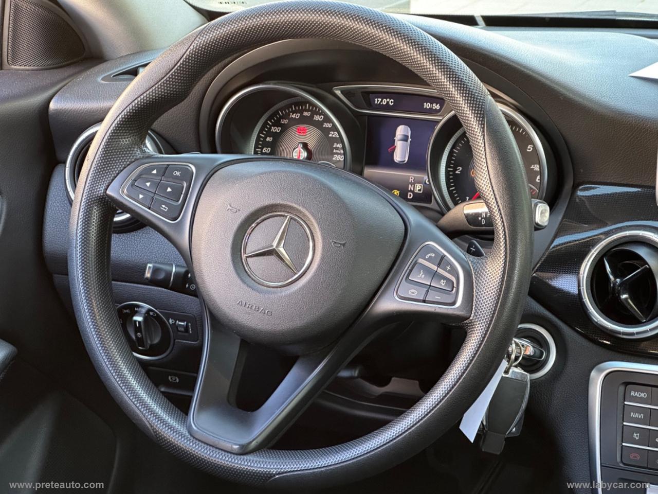 MERCEDES-BENZ CLA 180 d S.W. Automatic Business