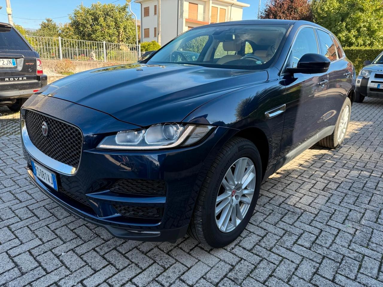 Jaguar F-Pace 2.0 D AWD