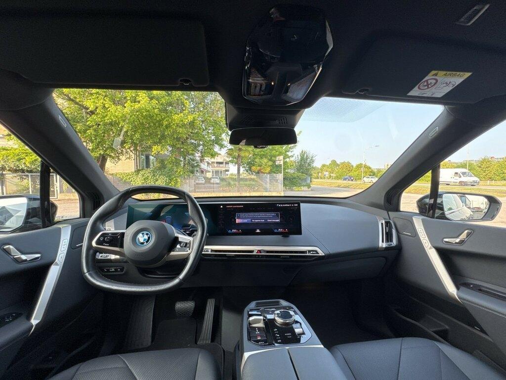 BMW iX 50 pacchetto sportivo xDrive