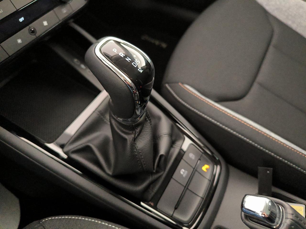 Skoda Kamiq 1.0 tsi black dots 115cv dsg